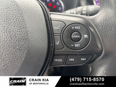 2021 Toyota RAV4 XLE - AWD / CLEAN CARFAX / ONE OWNER