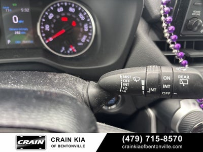 2021 Toyota RAV4 XLE - AWD / CLEAN CARFAX / ONE OWNER