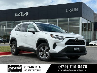 2024 Toyota RAV4 XLE - CARFAX ONE OWNER