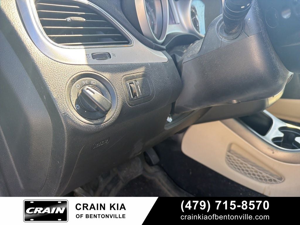 2015 Dodge Journey SE - CARFAX ONE OWNER