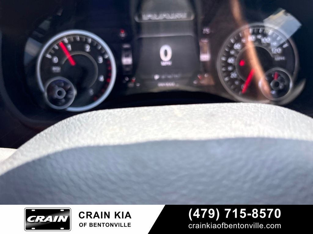 2022 RAM 3500 Big Horn - 4WD / CLEAN CARFAX