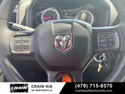 2022 RAM 1500 Classic Tradesman - 4WD / CLEAN CARFAX