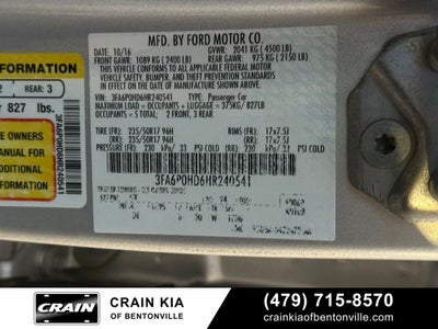 2017 Ford Fusion SE - CLEAN CARFAX