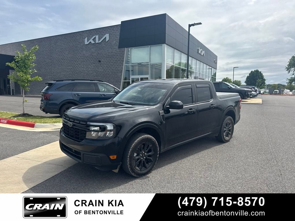 2023 Ford Maverick Lariat - AWD / CLEAN CARFAX