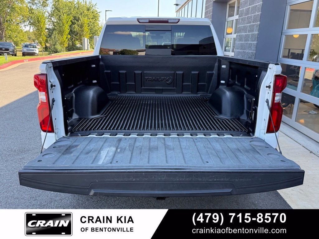 2020 Chevrolet Silverado 1500 LT Trail Boss - 4WD / CLEAN CARFAX / LEATHER