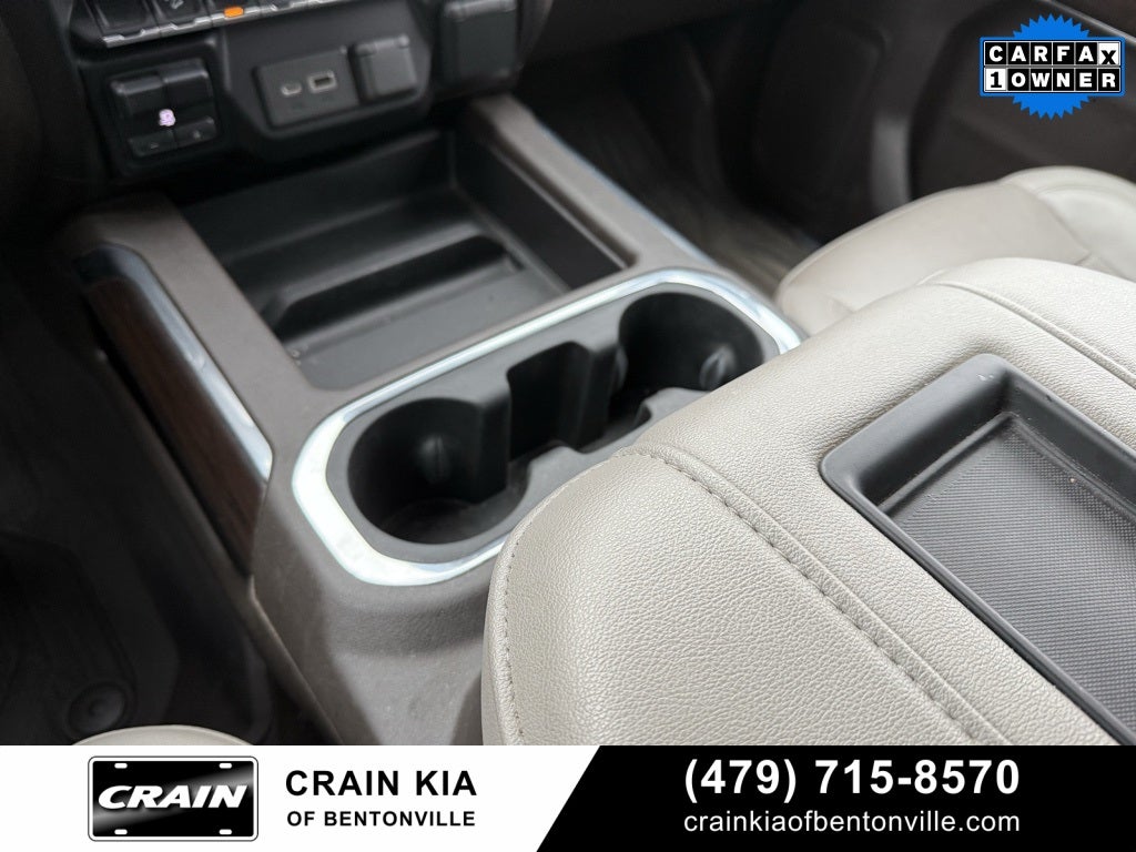 2021 GMC Sierra 1500 SLT - 4WD / CARFAX ONE OWNER