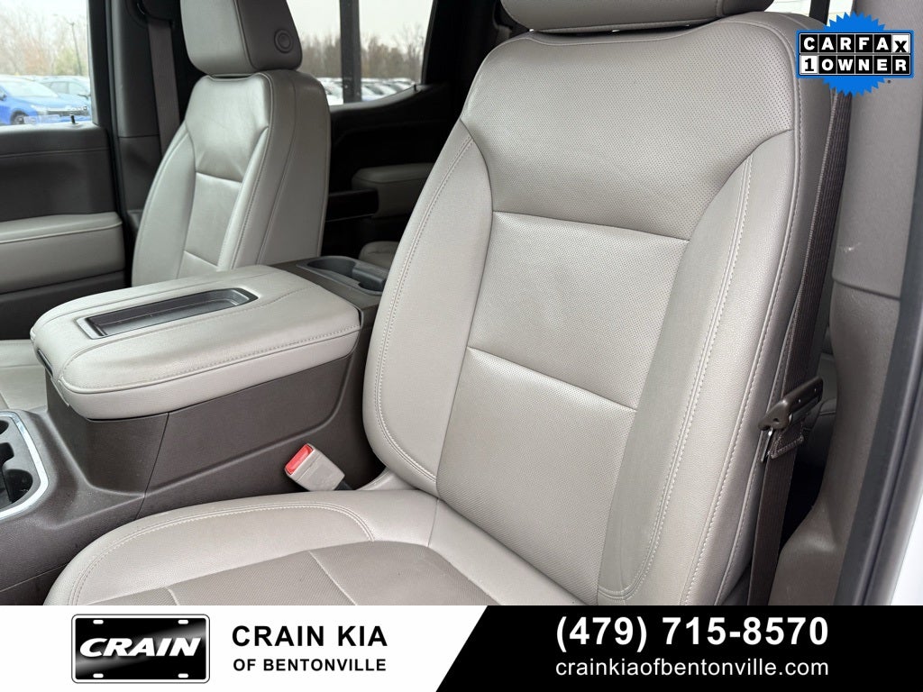 2021 GMC Sierra 1500 SLT - 4WD / CARFAX ONE OWNER