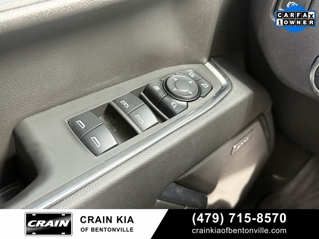 2024 GMC Sierra 1500 SLT - 4WD / SUNROOF / CLEAN CARFAX / ONE OWNER