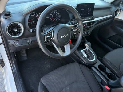 2024 Kia Forte LXS - KIA CPO / CLEAN CARFAX / ONE OWNER