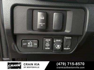 2017 Toyota Tacoma Limited - 4WD / SUNROOF / LIFTED!