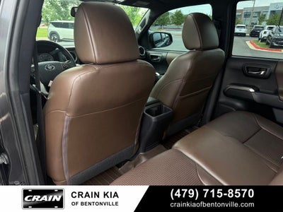 2017 Toyota Tacoma Limited - 4WD / SUNROOF / LIFTED!