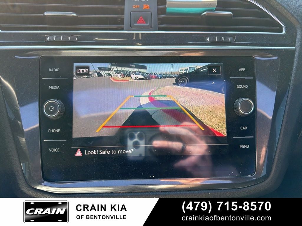 2022 Volkswagen Tiguan 2.0T SE R-Line Black - AWD / PANORAMIC SUNROOF / CLEAN CARFAX