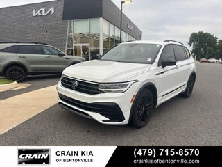 2022 Volkswagen Tiguan 2.0T SE R-Line Black - SUNROOF