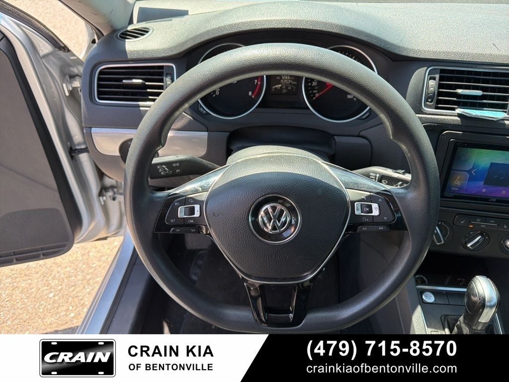 2015 Volkswagen Jetta 1.8T SE - CLEAN CARFAX