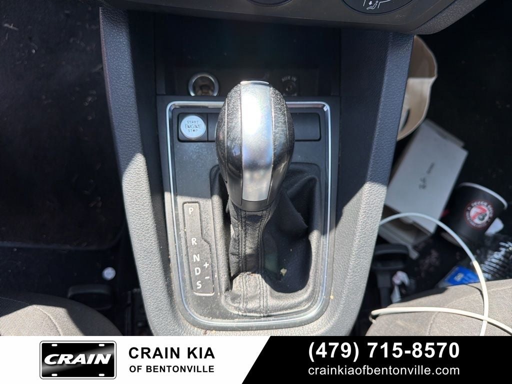 2015 Volkswagen Jetta 1.8T SE - CLEAN CARFAX