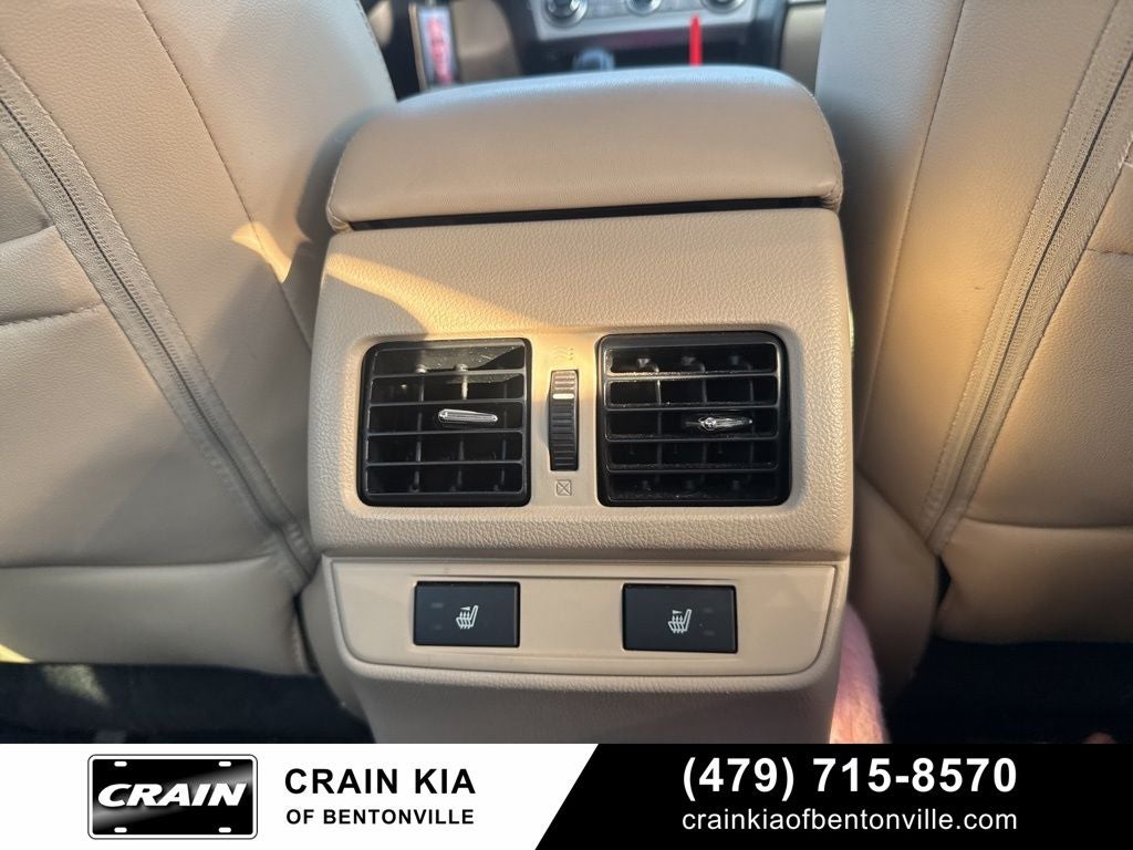 2015 Subaru Legacy 2.5i Limited - SUNROOF