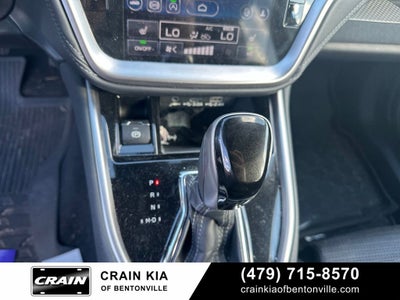 2025 Subaru Outback Premium - AWD / CLEAN CARFAX / ONE OWNER