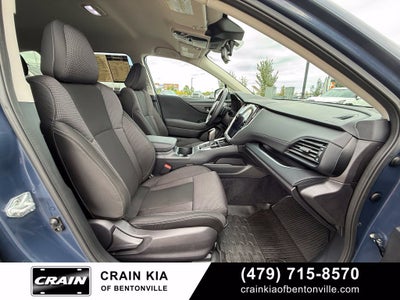 2025 Subaru Outback Premium - AWD / CLEAN CARFAX / ONE OWNER
