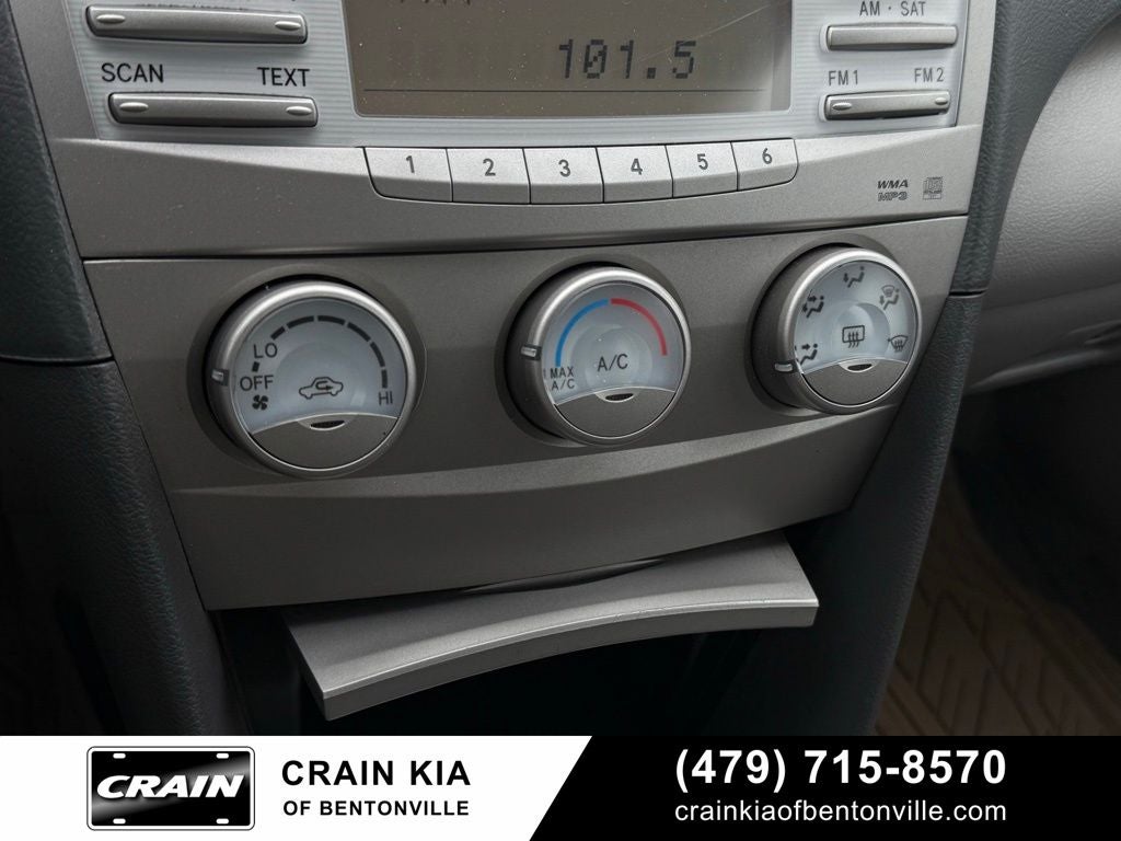2011 Toyota Camry LE - LEATHER