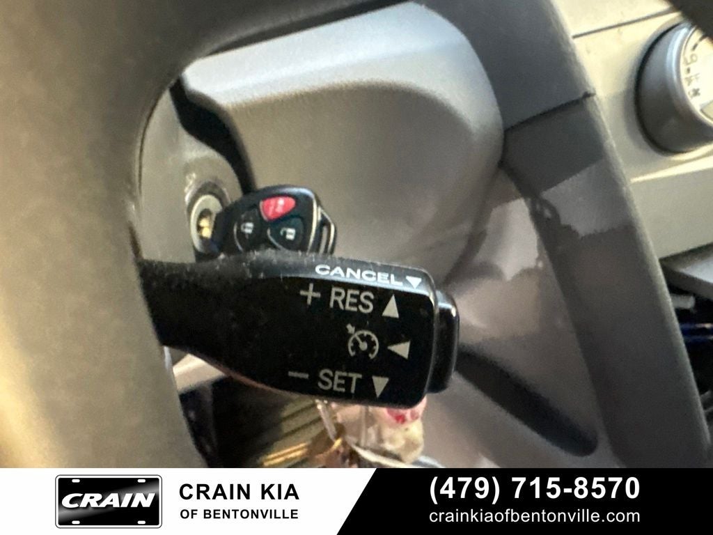 2010 Toyota Camry LE - CLEAN CARFAX