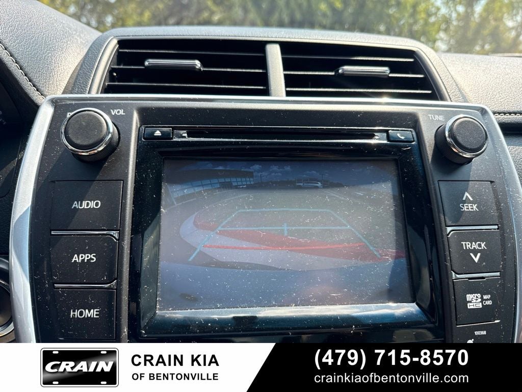 2015 Toyota Camry XLE - SUNROOF / LEATHER / NAV