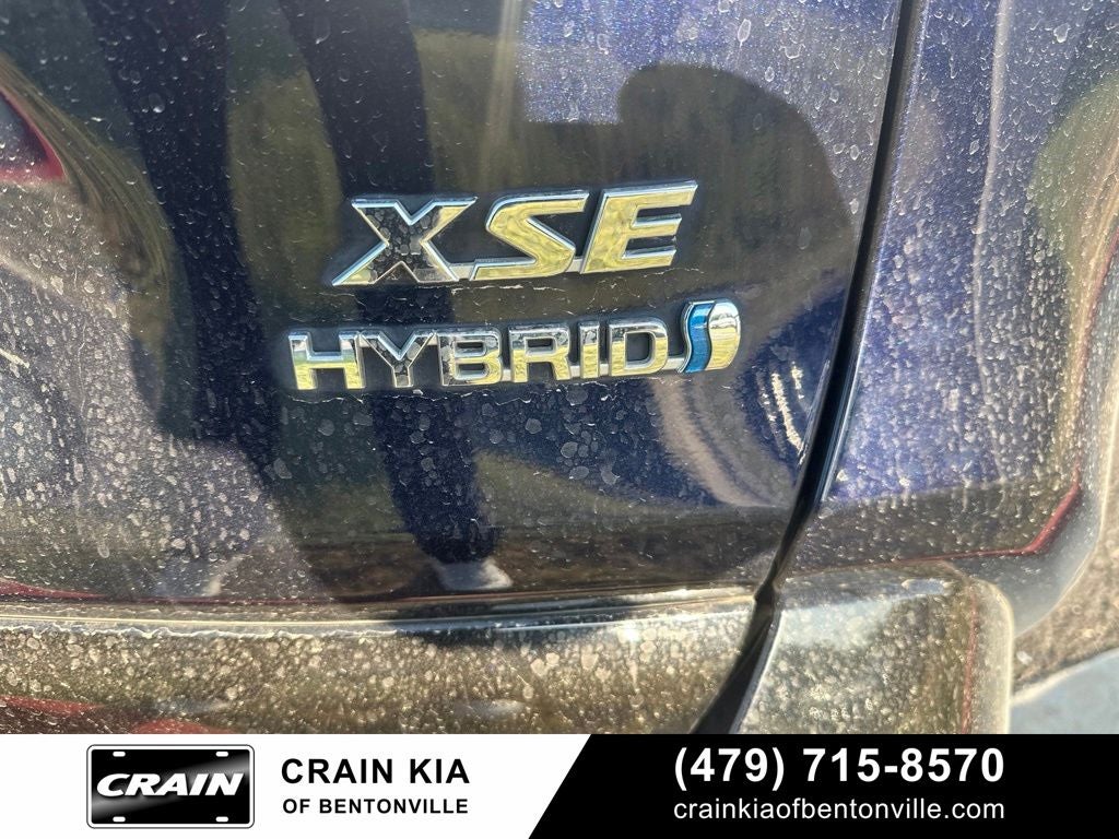 2021 Toyota RAV4 Hybrid XSE - AWD / CLEAN CARFAX / SUNROOF