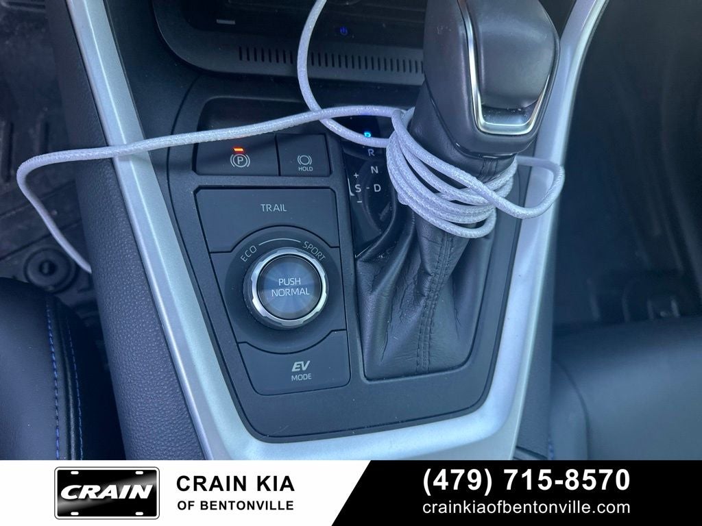 2021 Toyota RAV4 Hybrid XSE - AWD / CLEAN CARFAX / SUNROOF