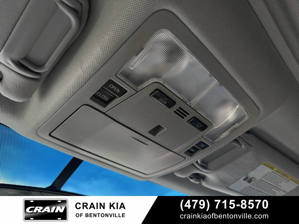 2014 Toyota Camry XLE - SUNROOF