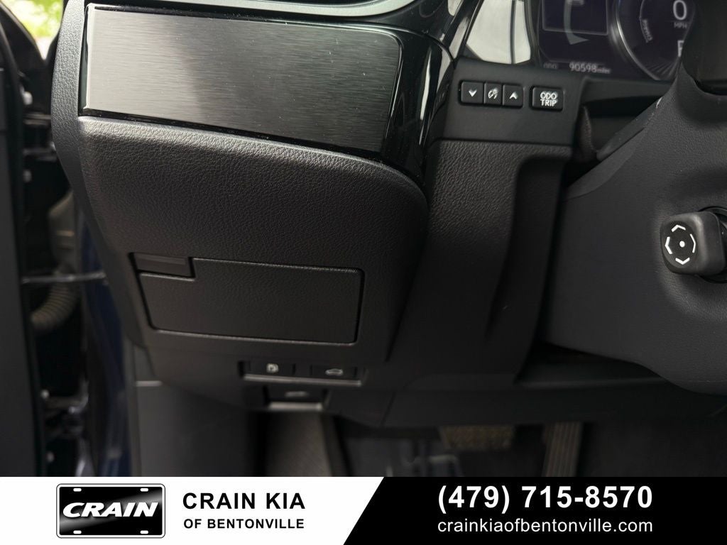 2023 Lexus ES 300h Luxury - CARFAX ONE OWNER