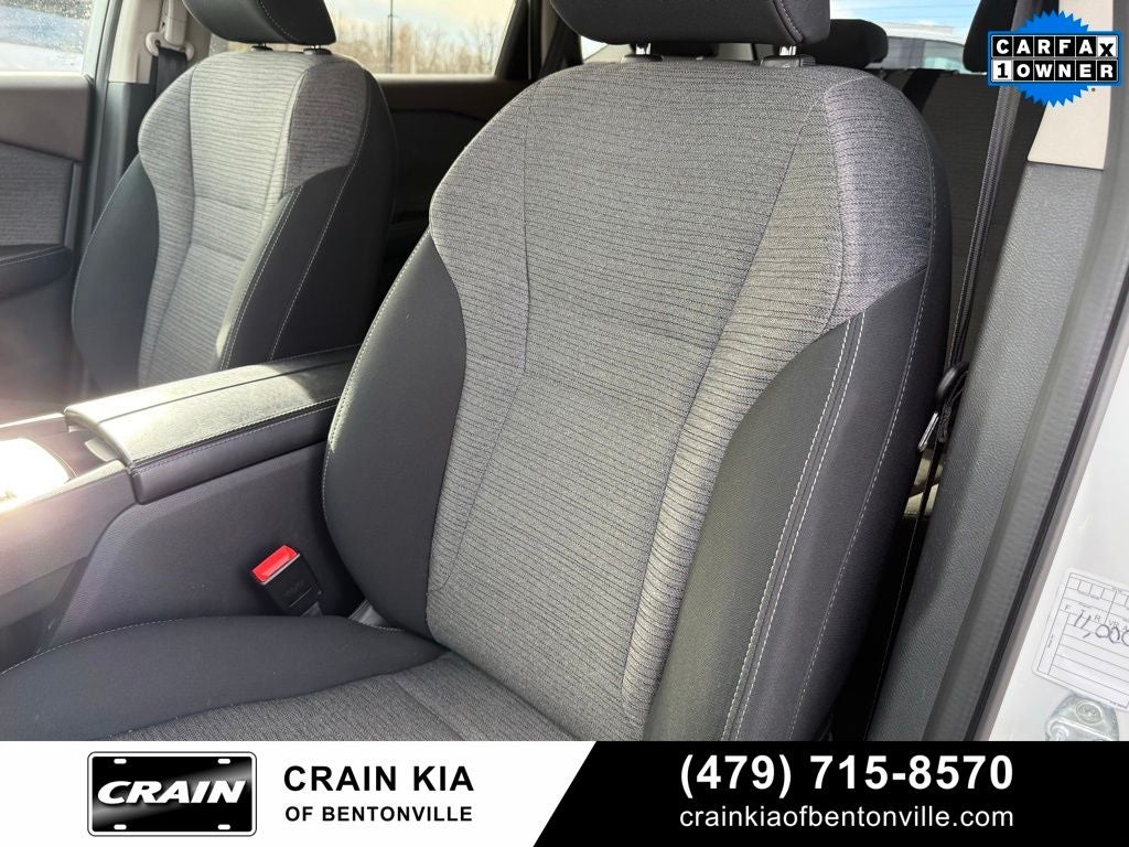 2023 Nissan Rogue SV - CLEAN CARFAX / ONE OWNER