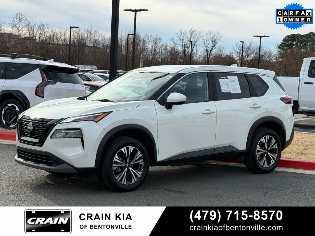 2023 Nissan Rogue SV - CLEAN CARFAX / ONE OWNER