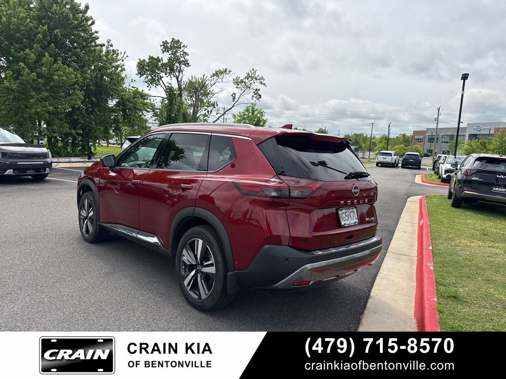 2022 Nissan Rogue SL - AWD / PANO ROOF / CLEAN CARFAX / 1 OWNER