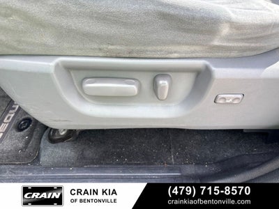 2018 Toyota Sequoia SR5 5.7L V8 - 4WD / SUNROOF
