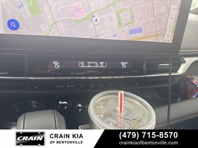 2025 Toyota Sienna Woodland Edition - AWD / DVD / SUNROOF