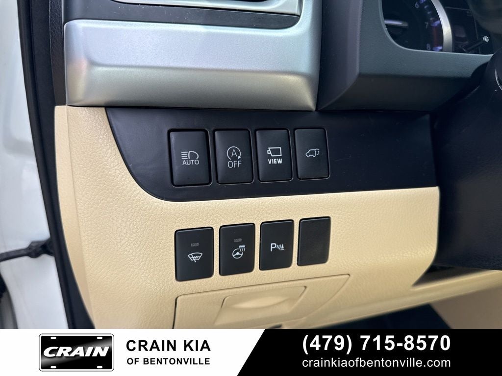 2018 Toyota Highlander Limited Platinum - AWD / PANO ROOF / CAPTAIN'S CHAIRS