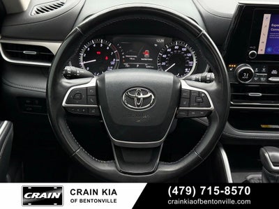 2023 Toyota Highlander XLE - AWD / SUNROOF
