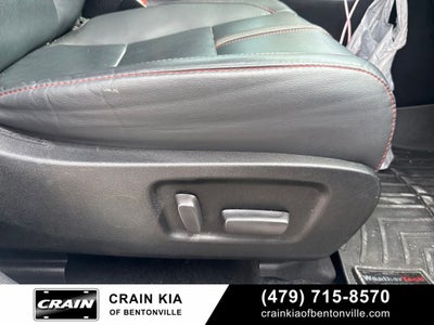2019 Toyota Highlander SE - SUNROOF / CAPTAIN'S CHAIRS