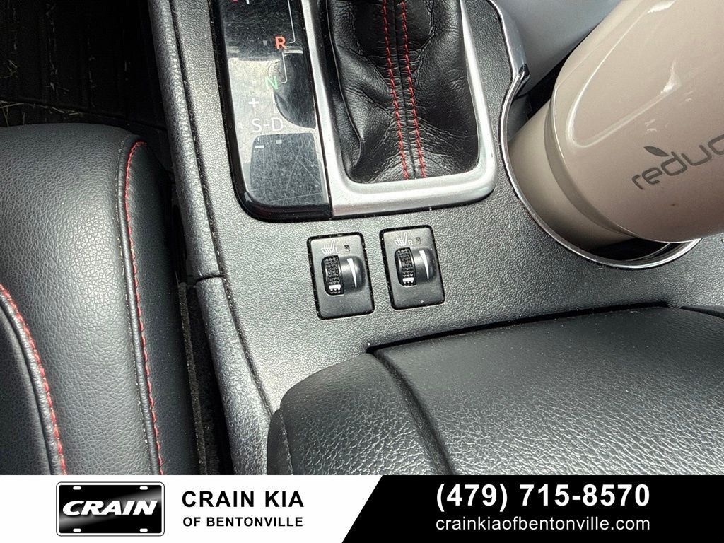 2019 Toyota Highlander SE - SUNROOF / CAPTAIN'S CHAIRS