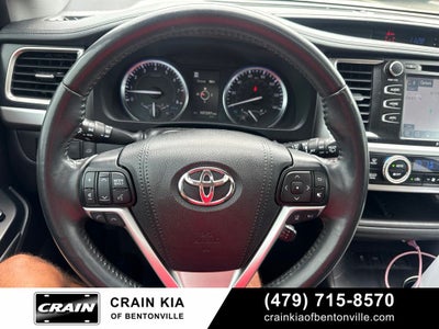 2019 Toyota Highlander SE - SUNROOF / CAPTAIN'S CHAIRS