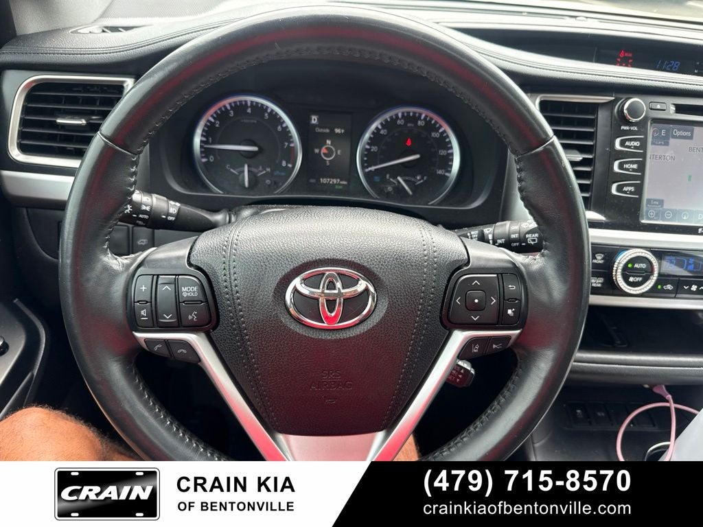 2019 Toyota Highlander SE - SUNROOF / CAPTAIN'S CHAIRS