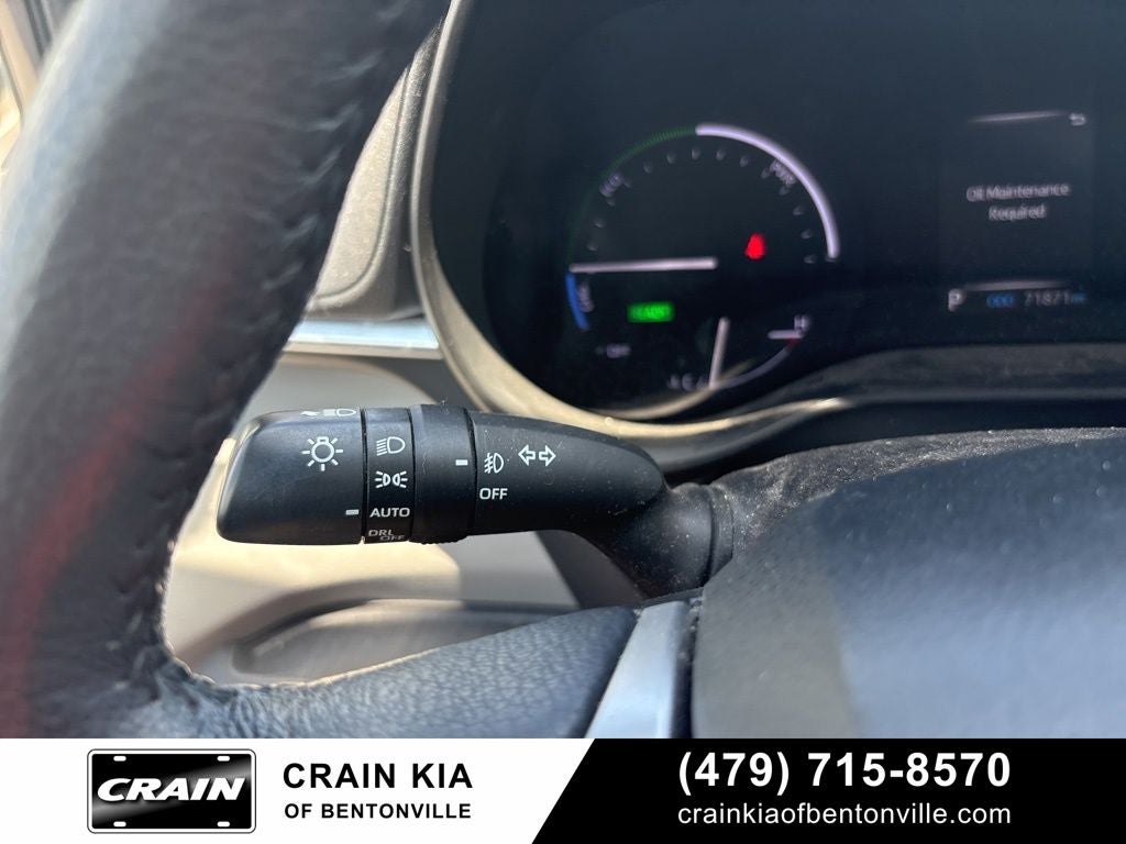 2021 Toyota Sienna XLE 8 Passenger / CLEAN CARFAX
