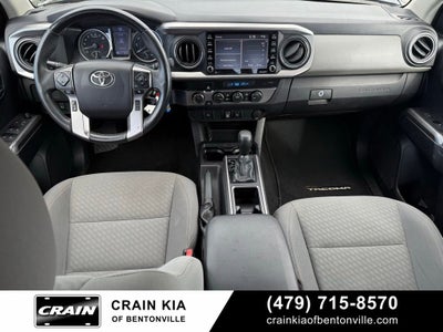 2021 Toyota Tacoma SR5 V6 - 4WD / CLEAN CARFAX