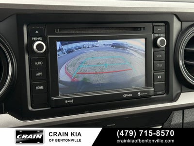 2017 Toyota Tacoma SR5 V6 - 4WD / CARFAX ONE OWNER