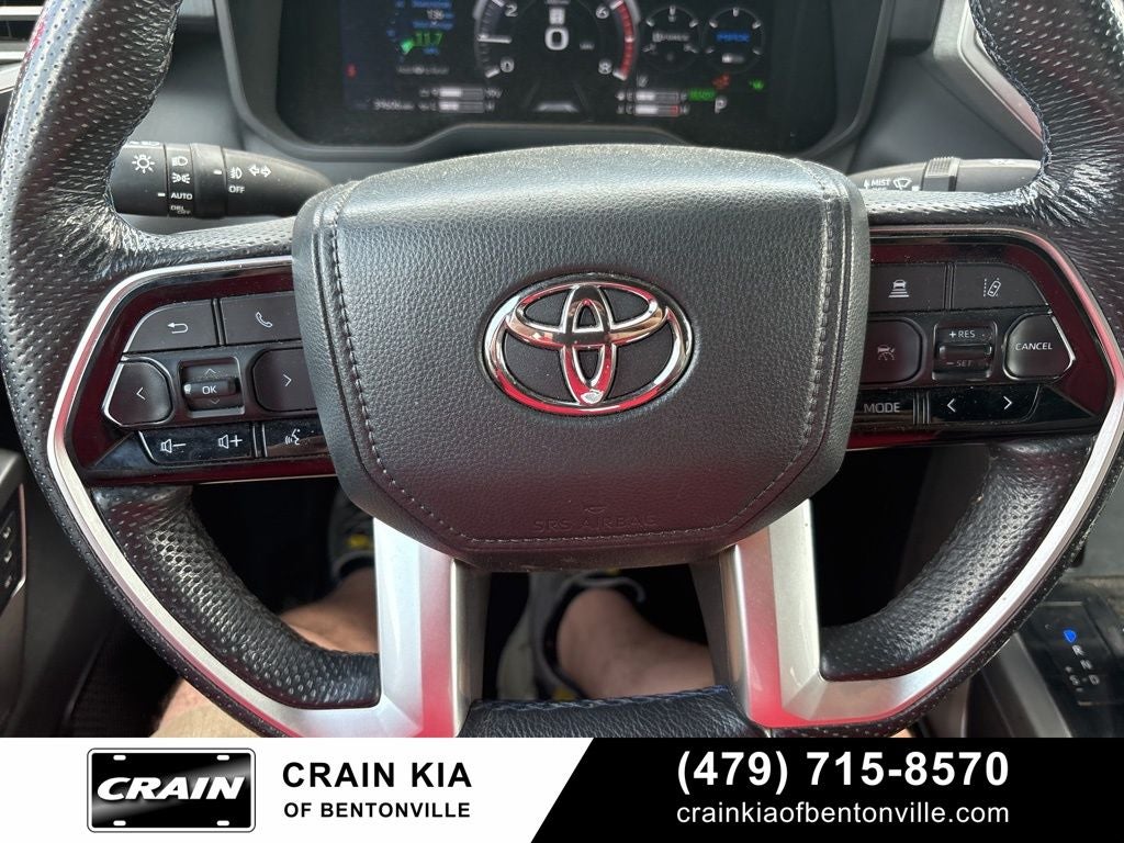 2024 Toyota Tundra Hybrid Platinum - 4WD / PANORAMIC SUNROOF / CARFAX ONE OWNER
