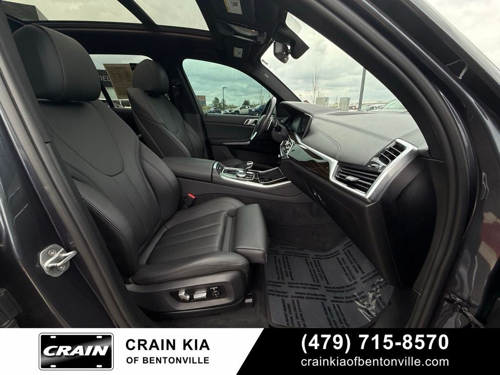 2020 BMW X5 xDrive40i - AWD / SUNROOF / CLEAN CARFAX