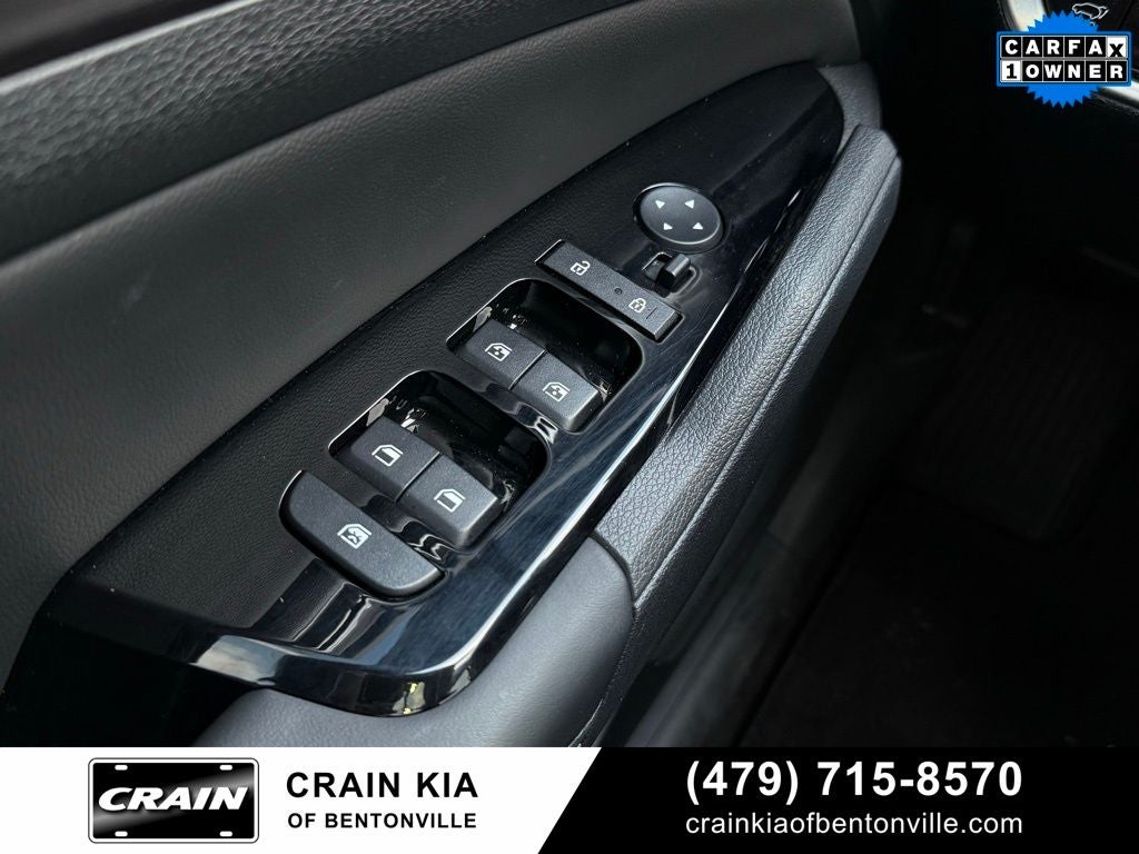 2025 Kia Sportage EX - KIA CPO / PANORAMIC SUNROOF / ONE OWNER