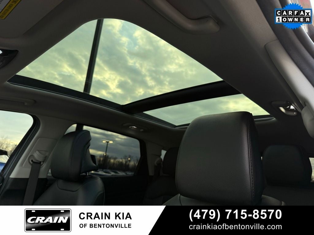 2025 Kia Sportage EX - KIA CPO / PANORAMIC SUNROOF / ONE OWNER