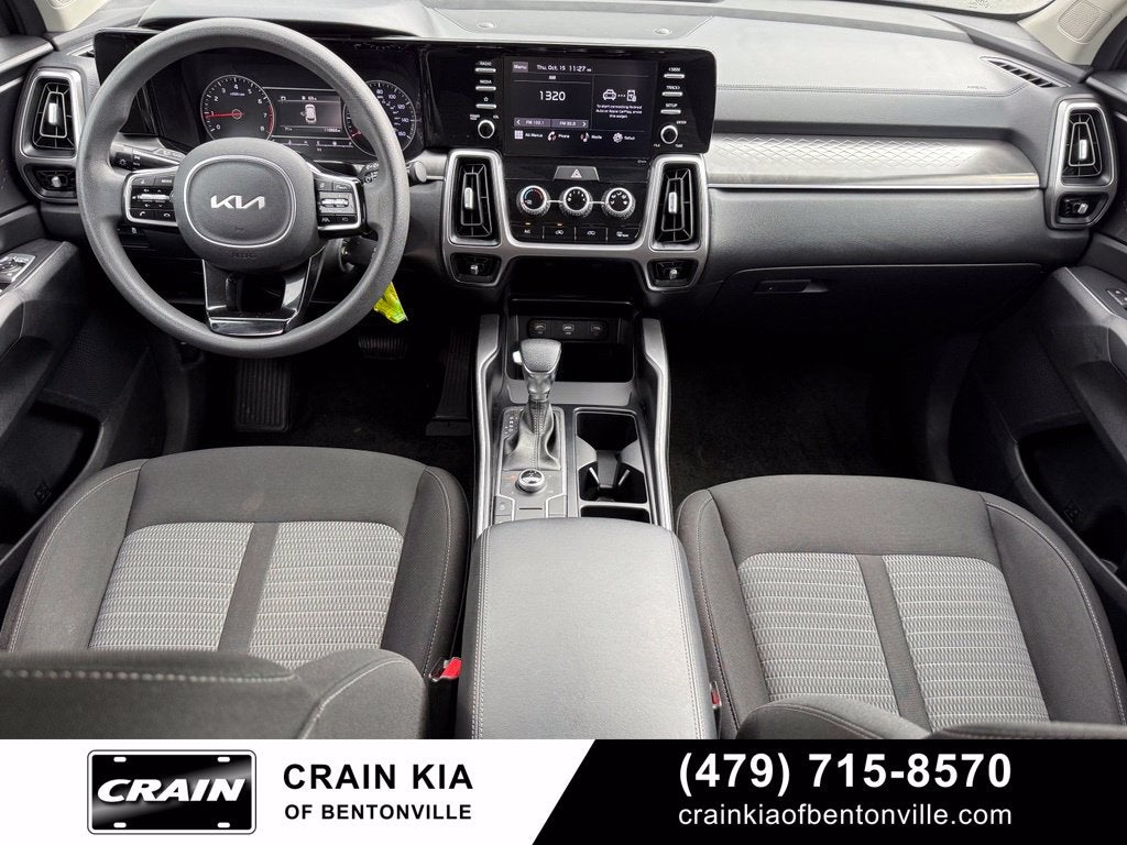 2022 Kia Sorento LX - AWD / CLEAN CARFAX
