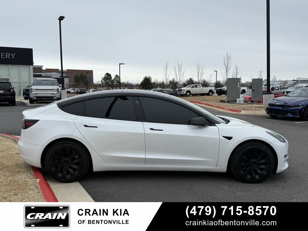 2021 Tesla Model 3 Standard Range Plus