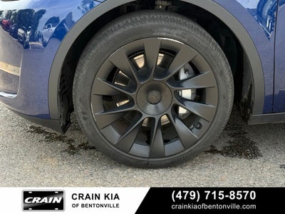 2022 Tesla Model Y Long Range - AWD / CLEAN CARFAX